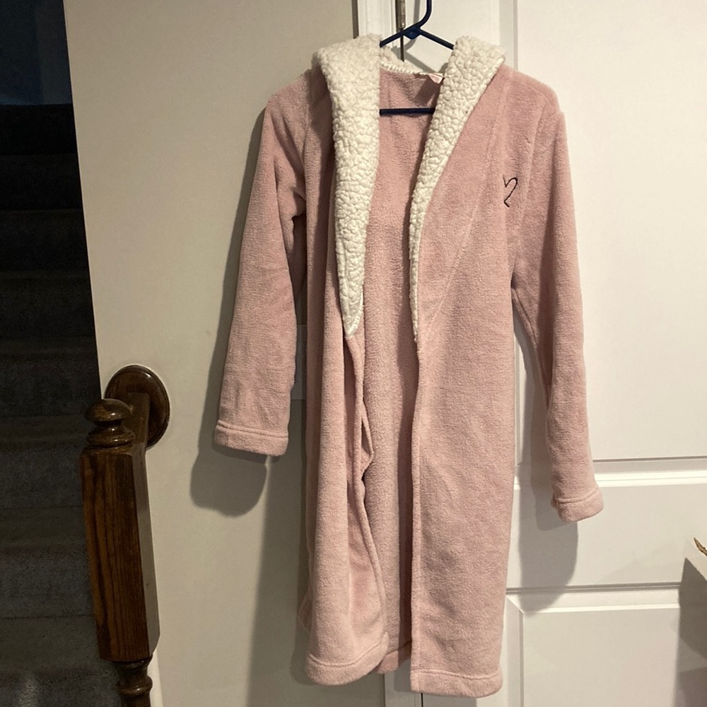 Victoria’s Secret Robe with Hood and Side Pockets
